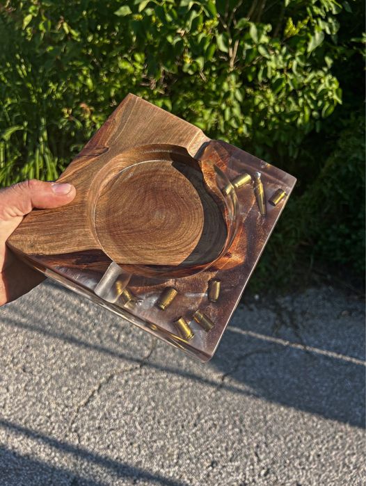 Луксозни пепелници за пури от дърво и епоксидна смола