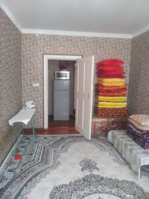 Уй сотилади 3 хона 62 кв/метр, Ломоносов мактабини олдида, келишилади