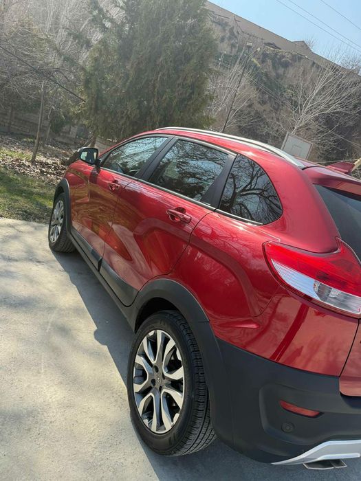 Срочно продам машина как новая можно подарит