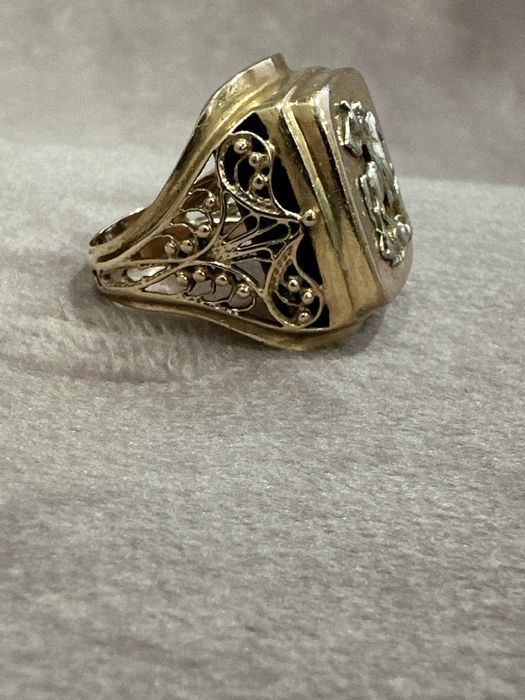 Пррдам золотую печатку