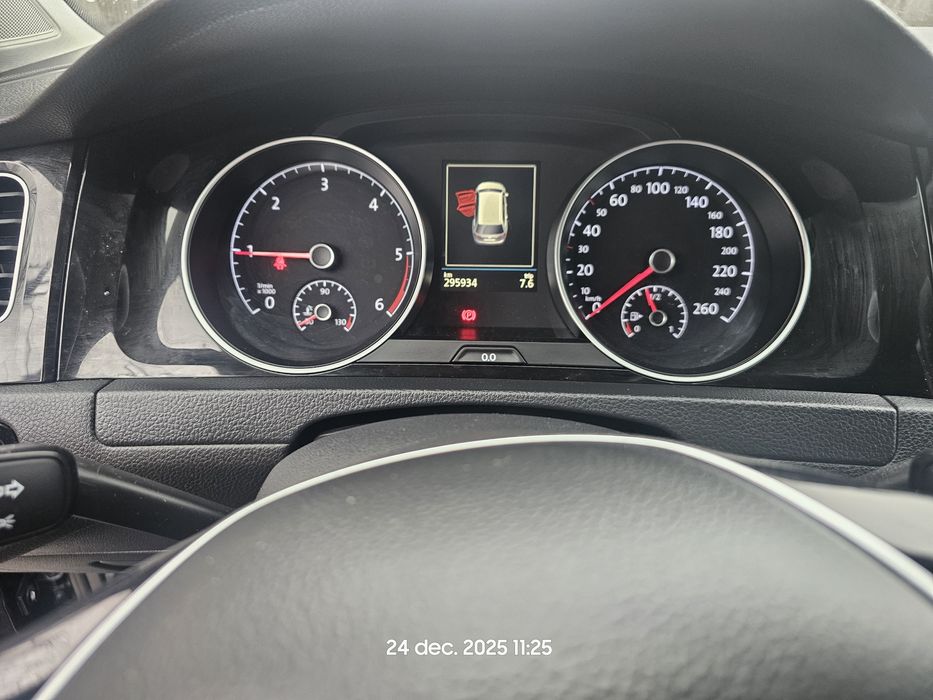 Volkswagen golf 7  1.6 TDi
