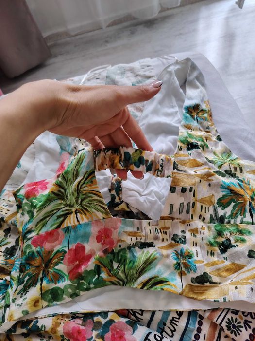 Нов сет Zara XS пола и топ