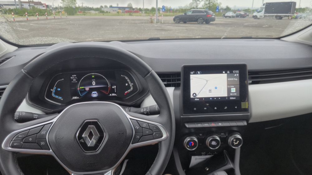 Renault Clio V   Hybrid  2022  37.480 km