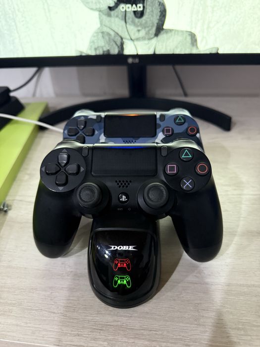 PS4 Slim 1tb с игри и аксесоари