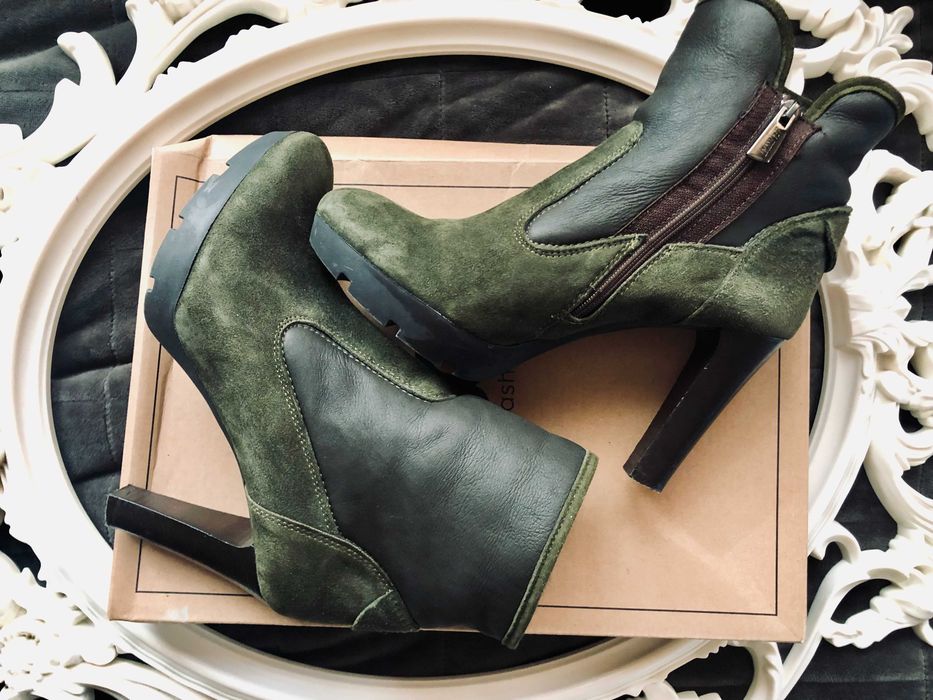 Botine imblanite piele 100% naturala cu platforma MANAS marime 39