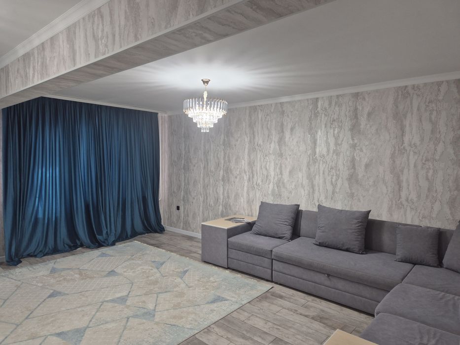 Продаю 2 комн квартиру