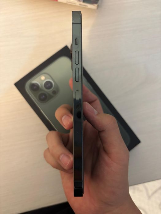 Iphone 13pro max green