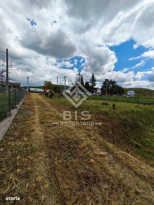 Teren în Crainimăt cu Proiect de Casă Inclus – Gata de Construcție!