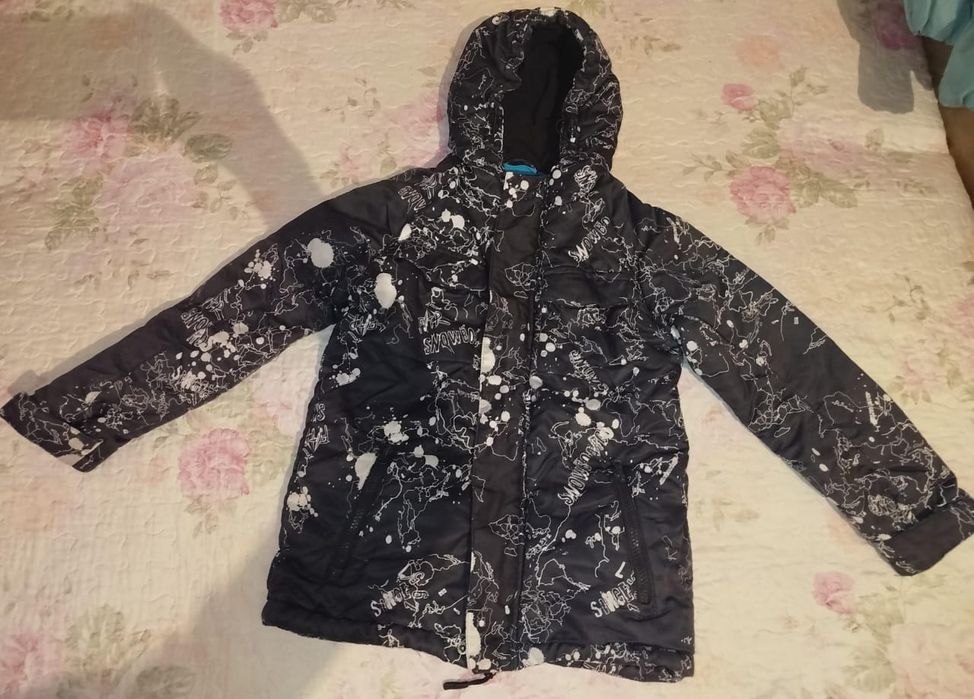 Куртки все один размер