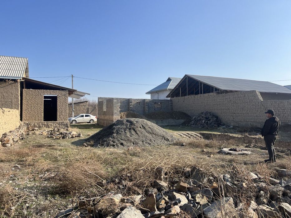 Yer uchastka sotiladi