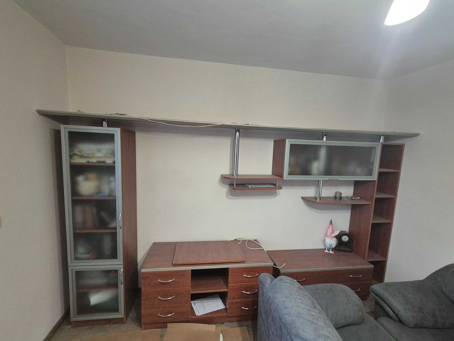 продавам диван и секция