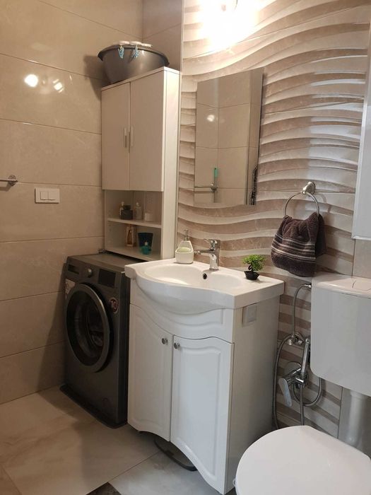 Proprietar inchiriez apartament in Victoria Rezidential