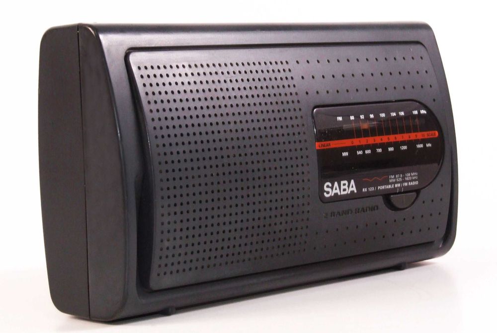 Radio SABA, 2 lungimi de unda, antena telescopica, priza/baterii, Made in Germany, NOU