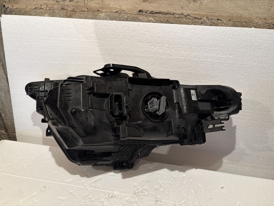 Фар Volvo Polestar