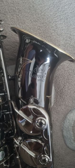 Saxofon Alto Flame Pro – nou, doar desigilat