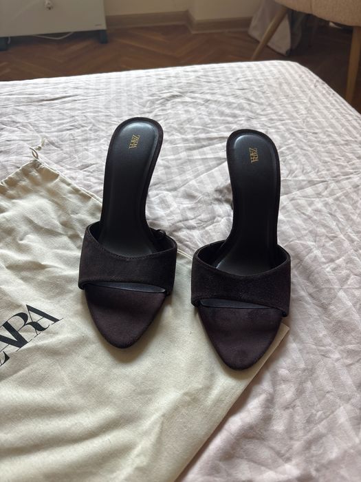 Токчета Zara кафяви