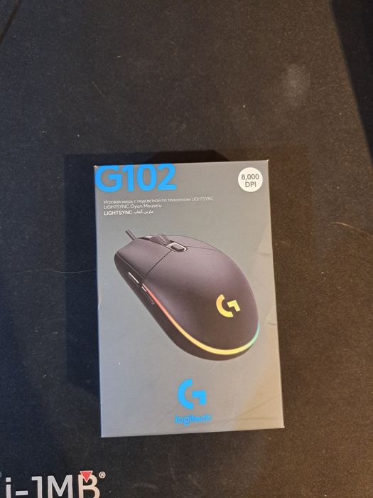 Чисто нова геймърска мишка Logitech G102 Lightsync