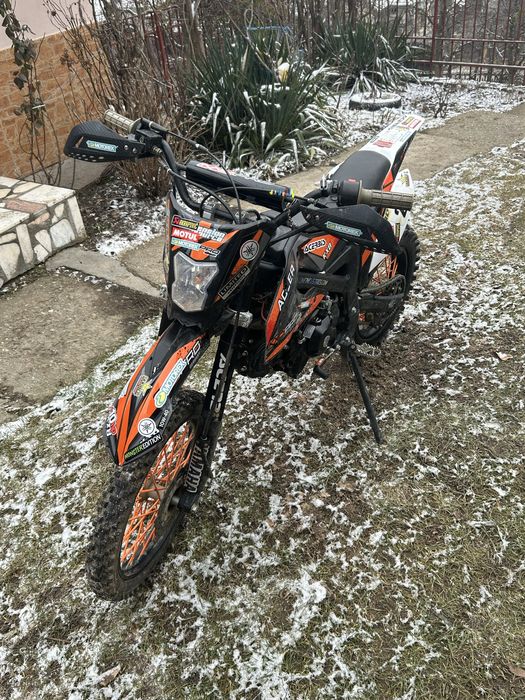 Se vinde kxd 140cc adler