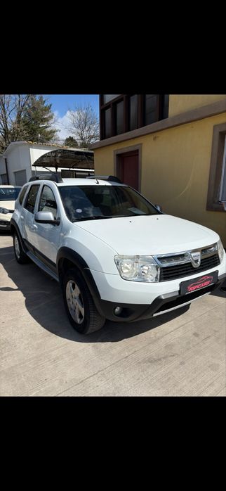 Dacia Duster 1.6 benzina      -TOTUL SCHIMBAT    -