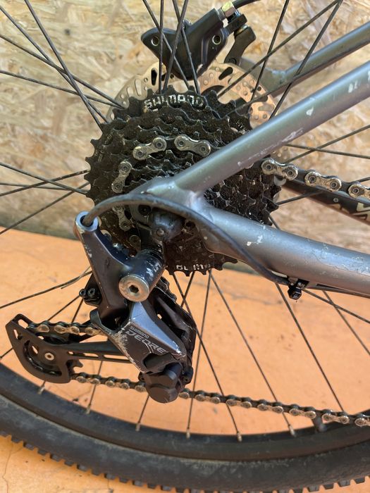 Bicicleta carrera sulcatta frane pe disc hidraulice roti 27.5”