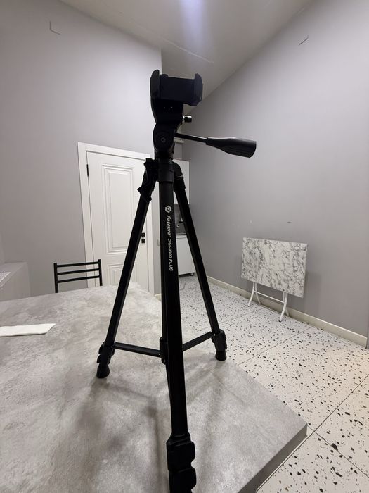 Штатив Fotopro DIGI-9300 Plus.