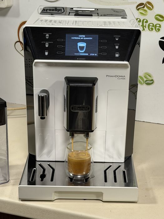 Кафемашина кафе автомат delonghi Primadonna CLASS с гаранция