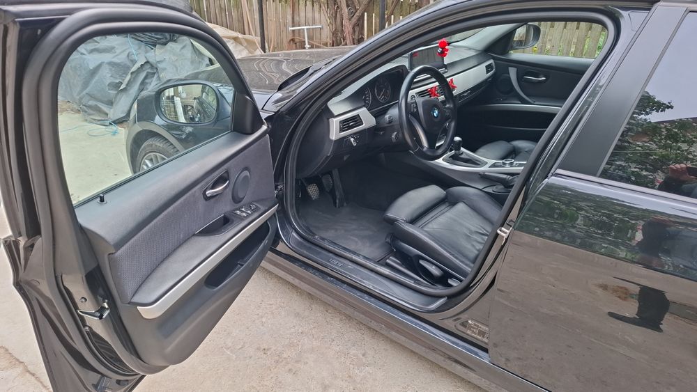 BMW  Seria 3 pachet m  177 cai