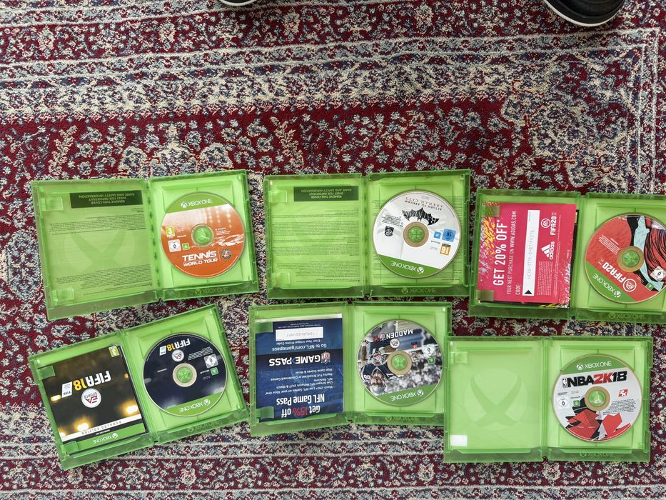 Jocuri de xbox one 150 de lei toate pe bucata 40 de lei fac și schimb