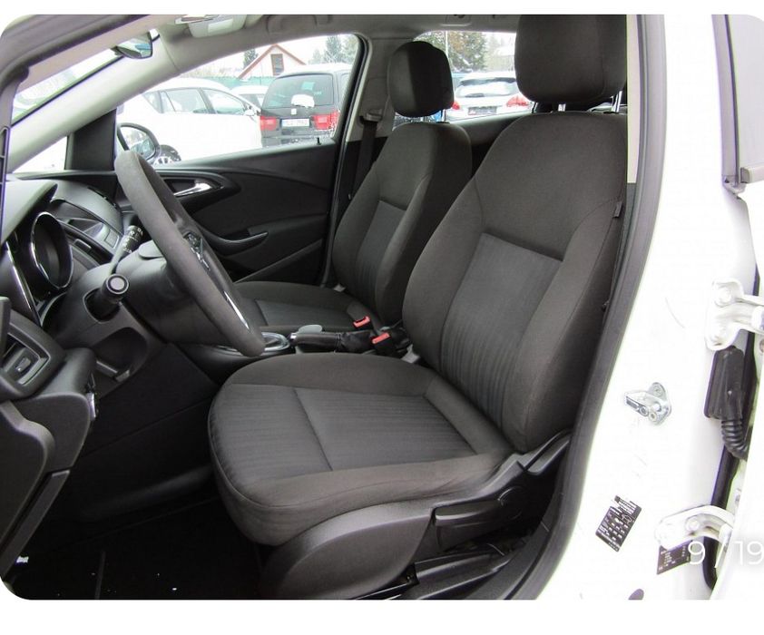 OPEL Astra 2011 — imagine 4