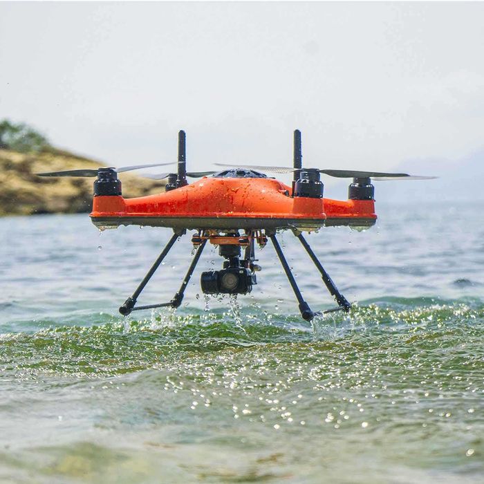 Водоустойчив дрон SwellPro SplashDrone 4 + Гимбъл + Сонар