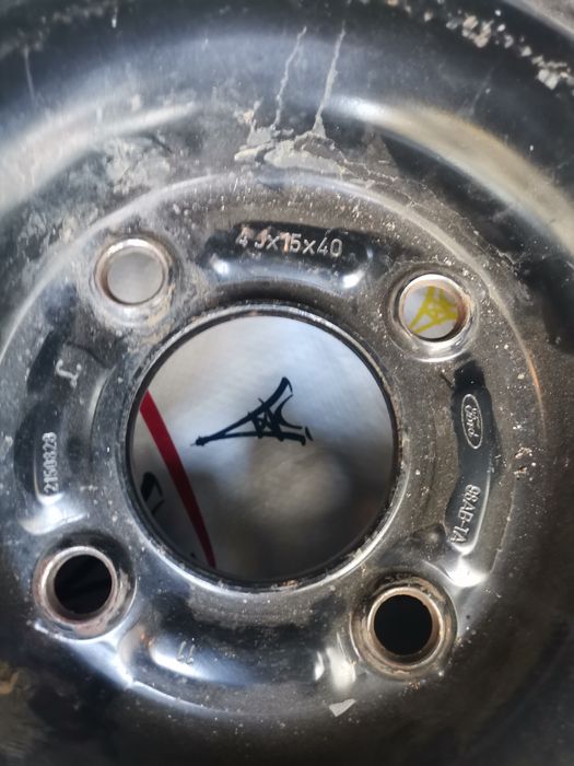 Резервна джанта с гума 15цола за форд