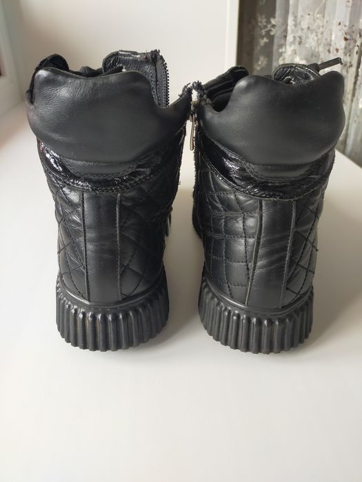 Кожаная обувь на девочку