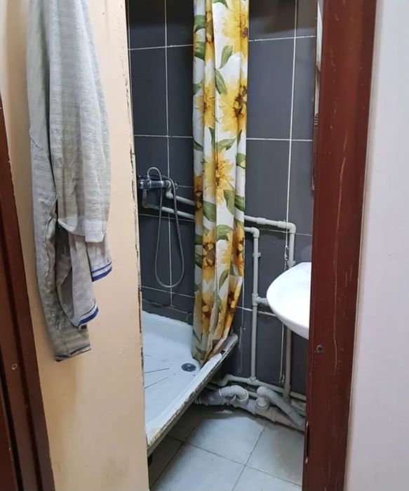 Продам квартиру в цокольном этаже ПОДВАЛ