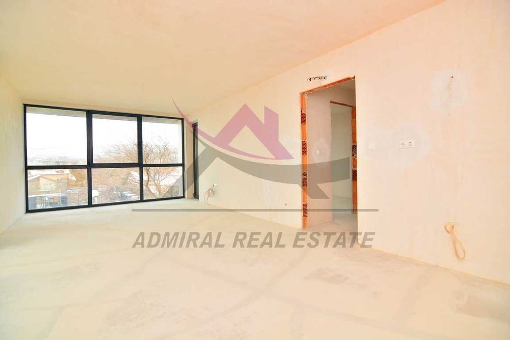 Продава се Тристаен апартамент в Варна, Бриз - 98 кв.м за 2072 €/кв.м - Снимка #1