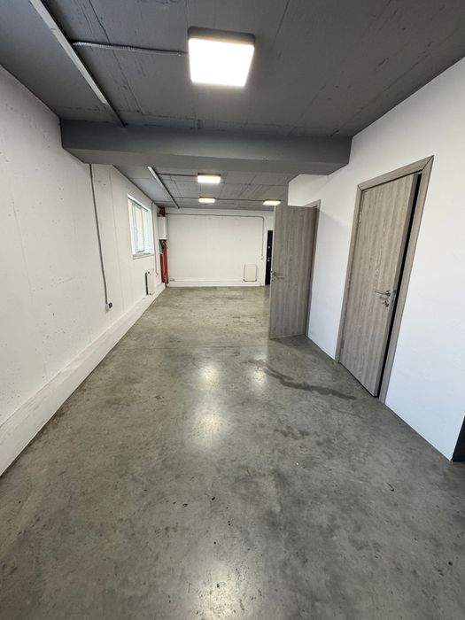 Inchiriez spațiu  depozit  birou