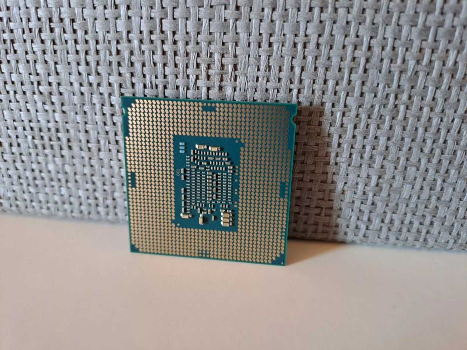 Процесор Intel Core i7 6700 (3,4Ghz – 4,0 Ghz) – LGA 1151 (Skylake)