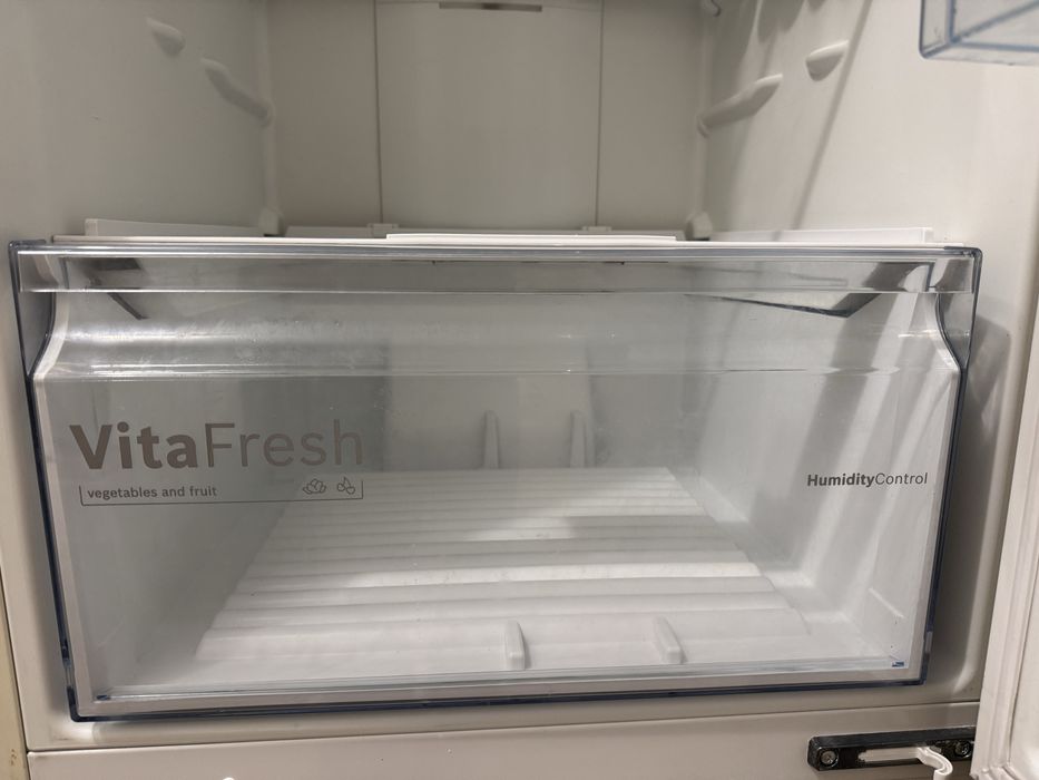 Холодильник Bosch в отличном состоянии!