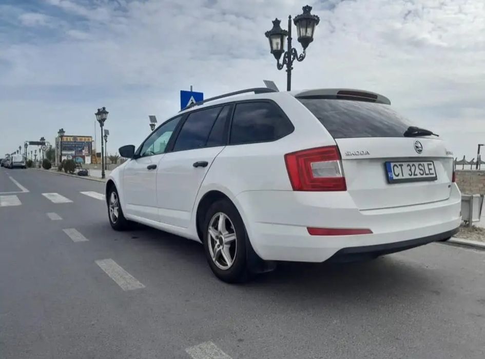 SKODA Octavia 2013 — imagine 3