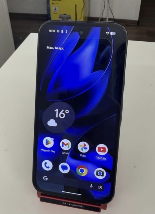 Google pixel 9a 128 gb ecran putin crapat prima poză