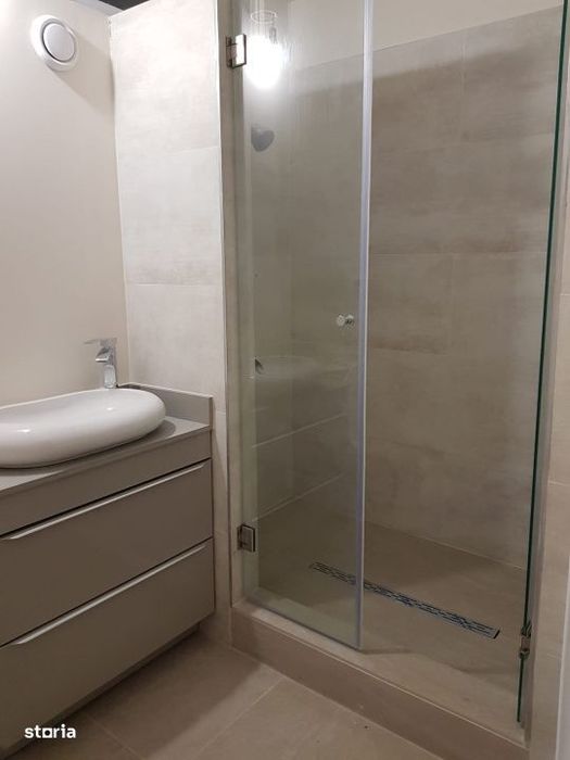 Inchiriere cladire 450mp clinica ,camin varstnici, birouri, Zona Tauti