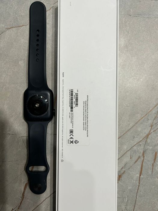 Продам apple watch se 2 44mm