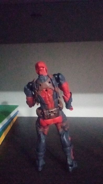 Подвижная фигурка