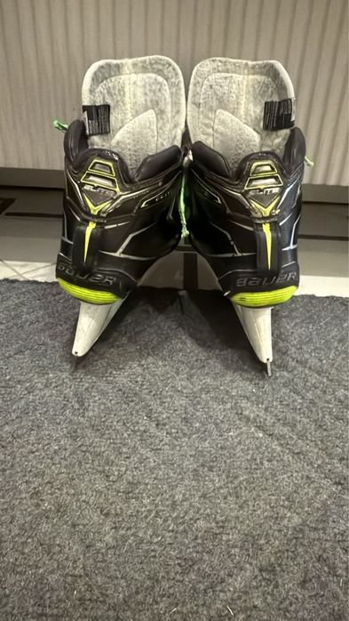 Коньки вратарские