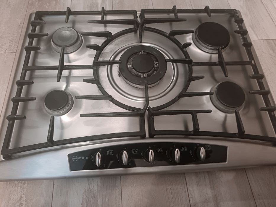 Plită pe gaz NEFF – funcțională, calitate germană