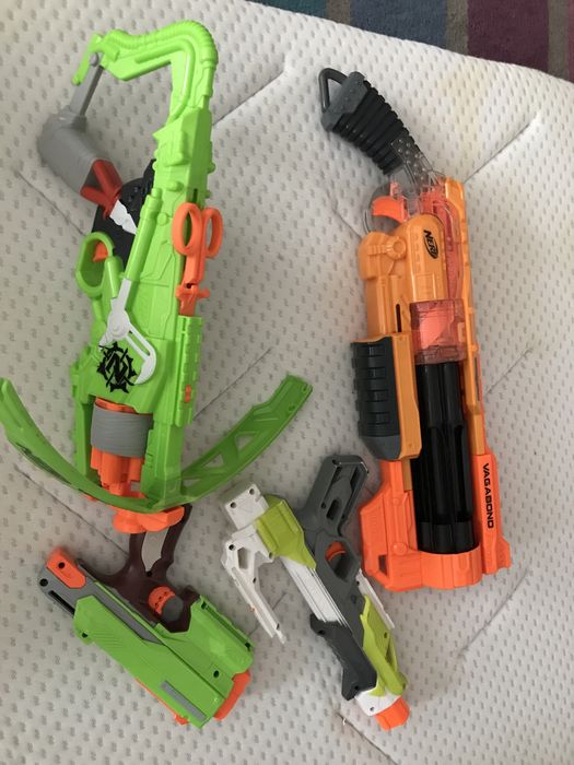 Pusti pistoale NERF functionale si in state buna