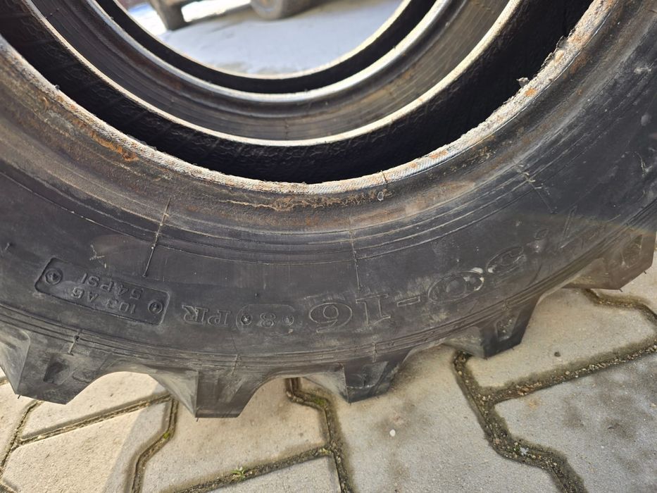 Vând anvelope OZKA 750/16.