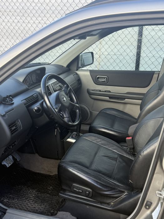 Nissan X-trail 2.5