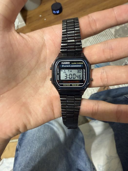 Часы casio a168.