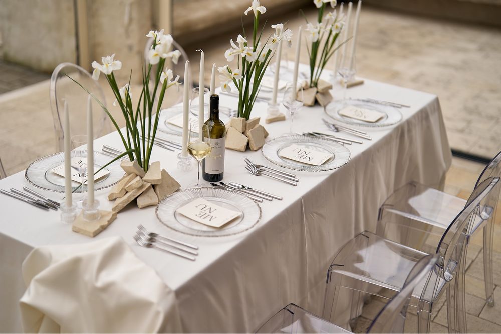 Inchiriere Scaune ,mese , cort evenimente,cort nunta ,vesela,fete masa