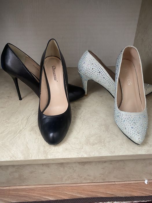 Отдам даром туфли женские